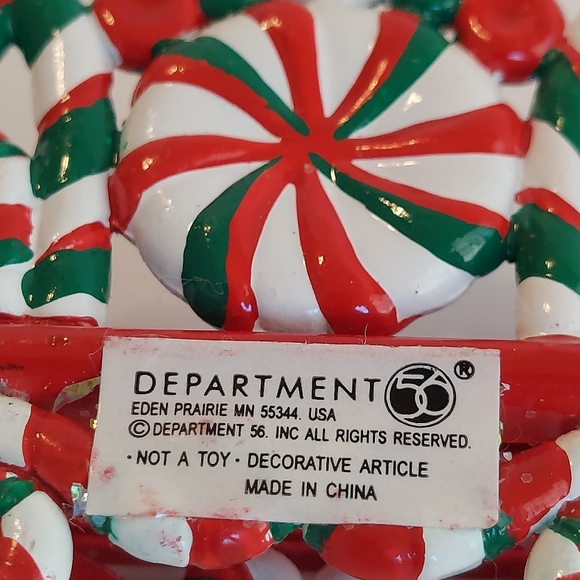 Dept 56 Village Candy Cane Bench - Picture 6 of 6